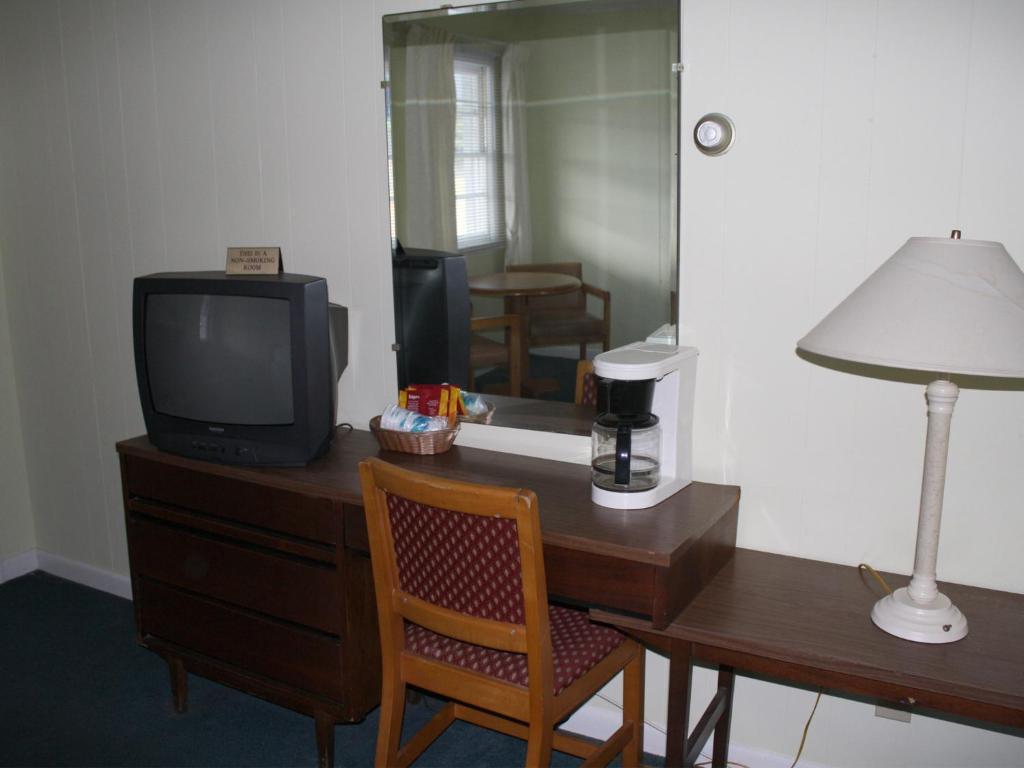 בקסטון Falcon Motel מראה חיצוני תמונה